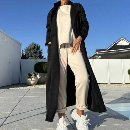 Meleg és stílusos egyszínű kabát