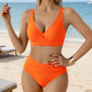 👙 Elegáns, Gyönyörű Bikini Szett – Stílusos Keresztráncos Kialakítással