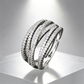 💍 Egymásba Fonódó Csíkos Gyűrű – Modern Elegancia