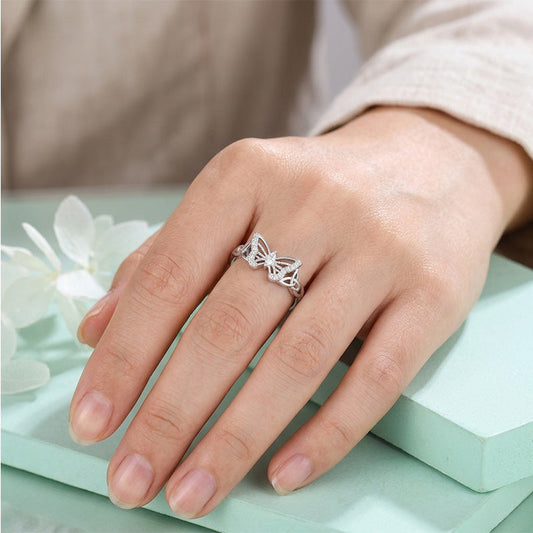🦋💍 Finom Pillangó Gyűrű: Légies Elegancia és Ragyogás!